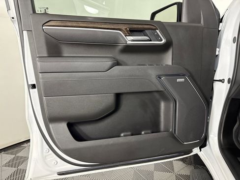 New 2025 GMC Sierra 1500 Elevation w/ Elevation Premium Package image 8