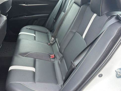 Used 2025 Toyota Camry SE FWD image 12