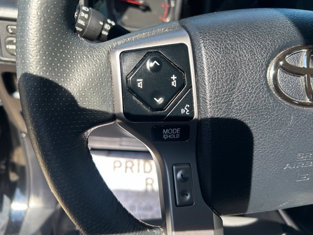 Used 2022 Toyota 4Runner SR5 Premium w/ Moonroof Package AWD/4WD image 22