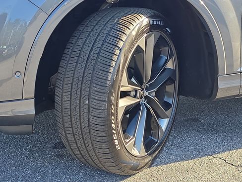 Used 2025 Audi Q7 3.0T Premium Plus w/ Premium Plus Package image 36