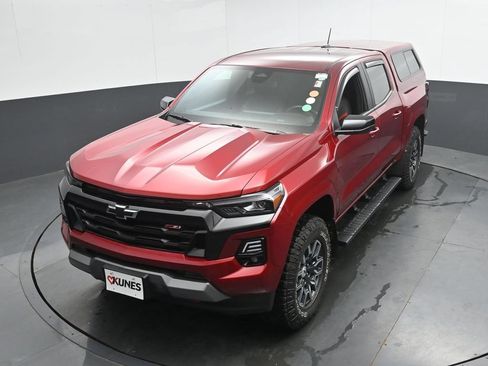 Used 2023 Chevrolet Colorado Z71 w/ Advanced Trailering Package AWD/4WD image 33