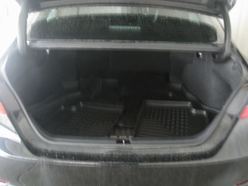 Used 2024 Toyota Camry SE w/ Cold Weather Package image 21