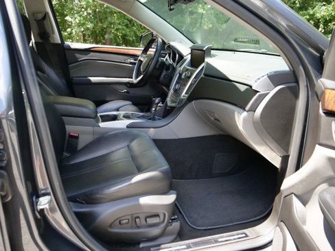 Used 2011 Cadillac SRX Luxury FWD image 36