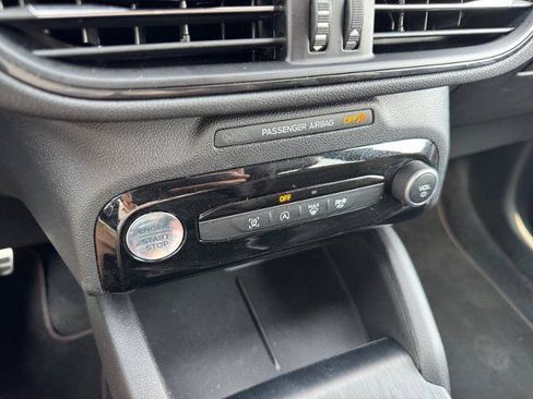 Certified 2023 Ford Escape ST-Line w/ Tech Pack #1 AWD/4WD image 22