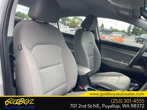 Used 2018 Hyundai Elantra SE w/ Cargo Package FWD image 22