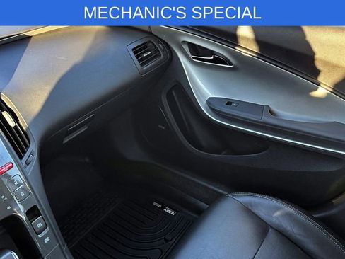 Used 2011 Chevrolet Volt Premium w/ Premium Trim Package image 24