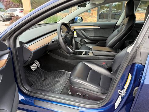 Used 2022 Tesla Model 3 Performance AWD/4WD image 4