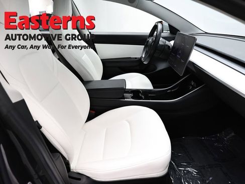 Used 2018 Tesla Model 3 Long Range image 18