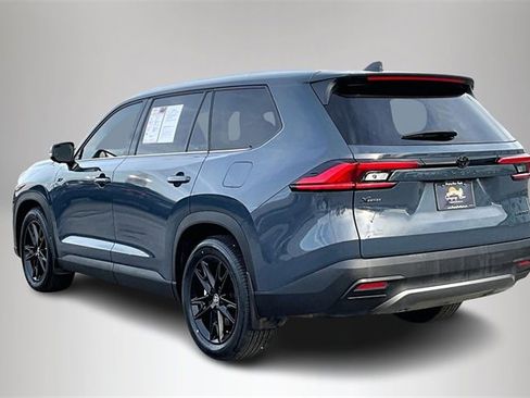 Used 2024 Toyota Grand Highlander Limited image 4