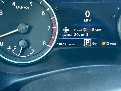 Used 2024 Nissan Sentra SR FWD image 19