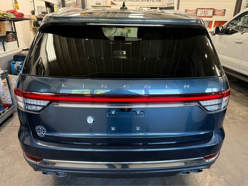 Used 2023 Lincoln Aviator Reserve w/ Equipment Group 201A AWD/4WD image 6