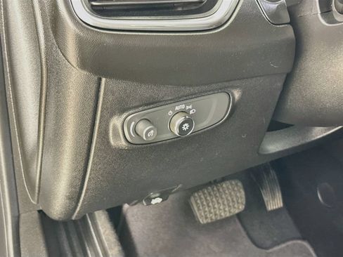Used 2019 Chevrolet Equinox LT AWD/4WD image 12