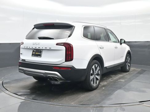 Used 2022 Kia Telluride S AWD/4WD image 6