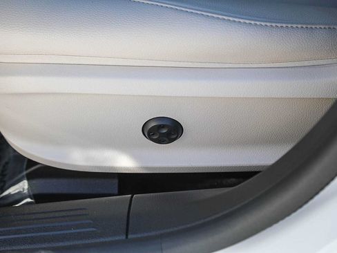 Used 2023 Mercedes-Benz CLA 250 image 19