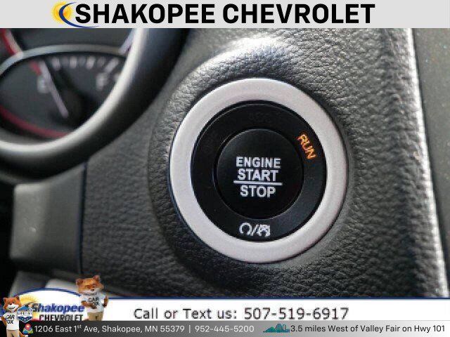 Used 2019 Dodge Journey SE FWD image 21
