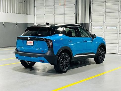 New 2026 Nissan Kicks SR FWD image 16