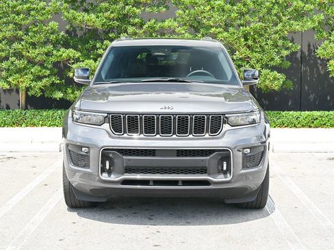 Used 2023 Jeep Grand Cherokee L Overland w/ Trailer Tow Group (B) RWD image 2
