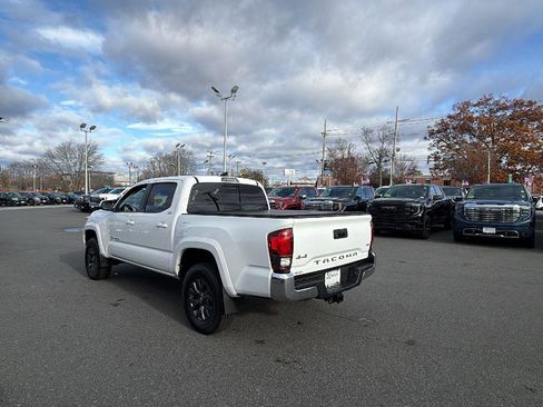 Used 2021 Toyota Tacoma SR5 image 5
