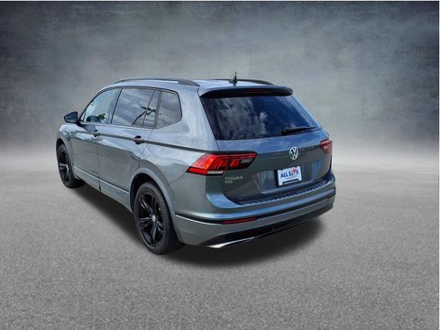 Used 2019 Volkswagen Tiguan S FWD image 5