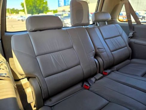 Used 2007 Toyota Sequoia SR5 AWD/4WD image 51