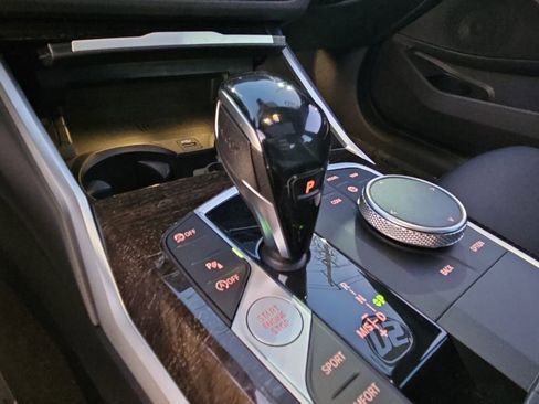 Used 2020 BMW 330i 330i w/ Premium Package image 22