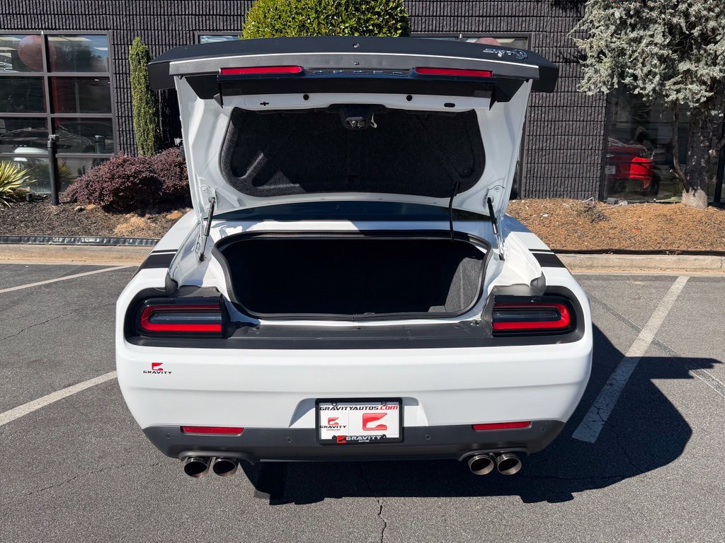 Used 2020 Dodge Challenger SRT Hellcat w/ Plus Package RWD image 17