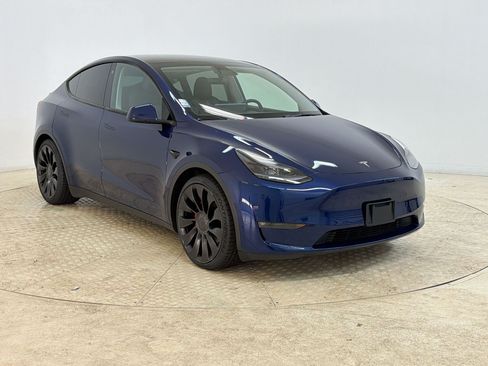 Used 2022 Tesla Model Y Performance AWD/4WD image 7