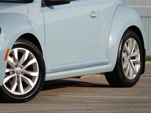 Used 2014 Volkswagen Beetle TDI FWD image 9