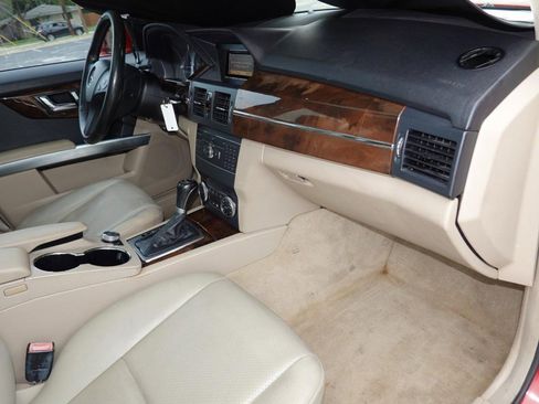 Used 2010 Mercedes-Benz GLK 350 2WD image 21