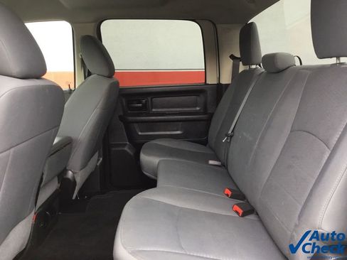 Used 2015 RAM 3500 Tradesman w/ Chrome Appearance Group image 34