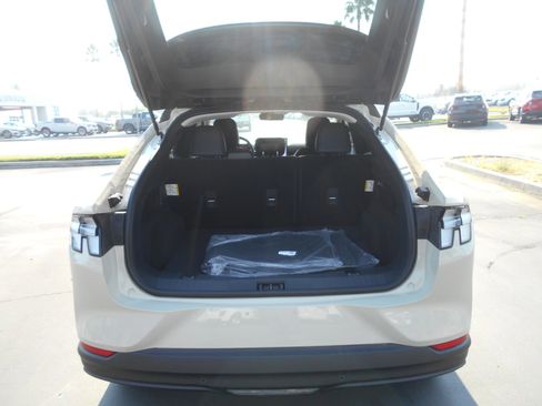New 2025 Ford Mustang Mach-E Select image 34