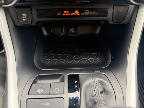 Certified 2025 Toyota RAV4 SE AWD/4WD image 25