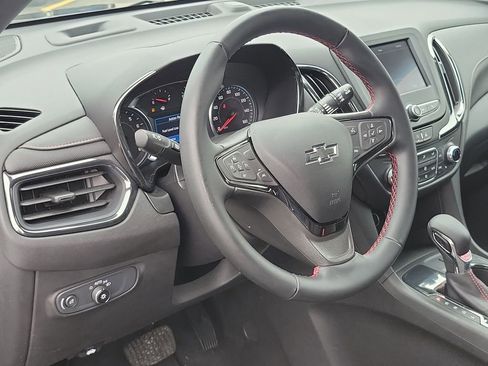 Used 2023 Chevrolet Equinox RS image 8