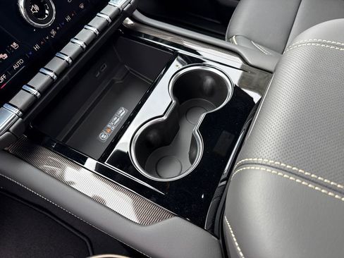 New 2026 GMC Yukon XL Elevation w/ Elevation Premium Package image 28