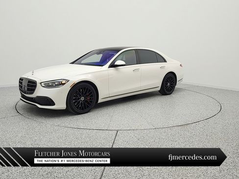 Used 2022 Mercedes-Benz S 500 4MATIC image 1