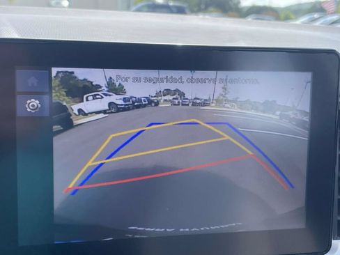 Certified 2024 Hyundai Venue SEL FWD image 21