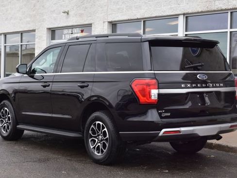 Used 2024 Ford Expedition XLT AWD/4WD image 6
