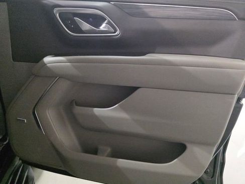 Certified 2023 GMC Yukon SLT w/ SLT Luxury Package image 32