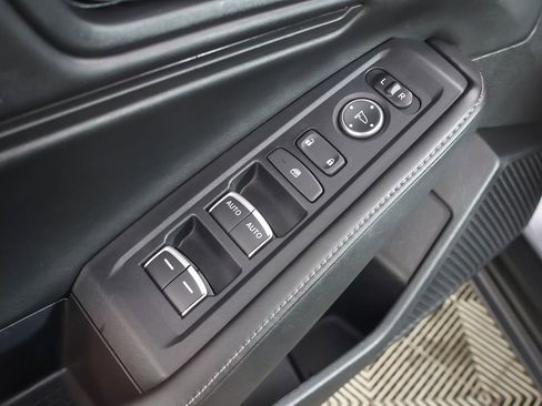 Certified 2025 Honda Accord Sport image 37