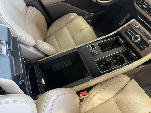 Used 2020 Lincoln Aviator Reserve w/ Equipment Group 202A AWD/4WD image 46