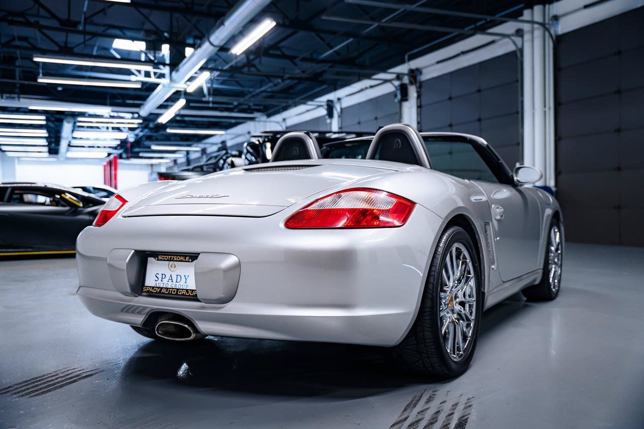 Used 2005 Porsche Boxster RWD image 32
