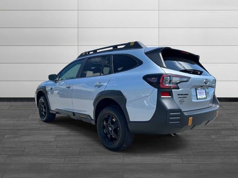 Used 2022 Subaru Outback Wilderness AWD/4WD image 5