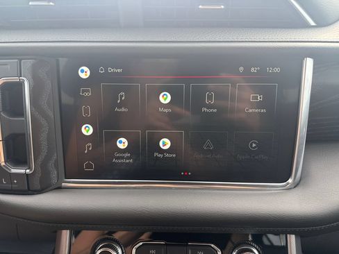 Used 2022 GMC Yukon XL Denali AWD/4WD image 25