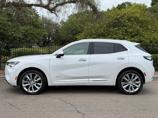 Used 2023 Buick Envision Avenir AWD/4WD image 2