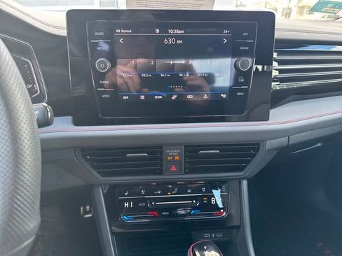 Certified 2025 Volkswagen Jetta GLI Autobahn image 25