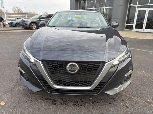 Used 2022 Nissan Altima 2.5 SV image 11