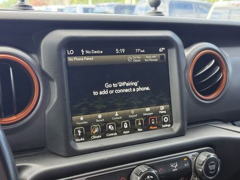 Used 2021 Jeep Gladiator Willys image 25