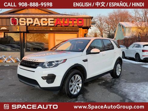 Used 2018 Land Rover Discovery Sport SE image 1