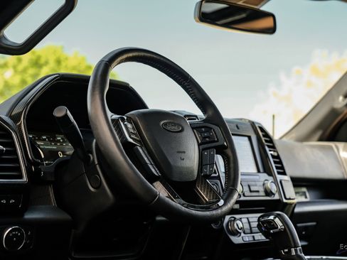 Used 2018 Ford F150 Lariat w/ Equipment Group 502A Luxury image 45