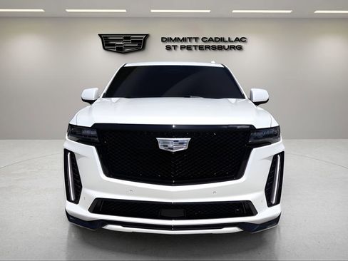 Used 2024 Cadillac Escalade V w/ LPO, ONYX Package AWD/4WD image 8